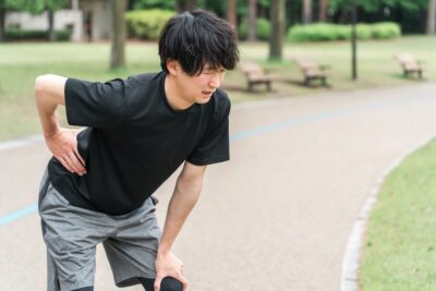 【ぎっくり腰でお困りの方へ】原因・症状・セルフケアと夙川の丸山接骨院のサポート